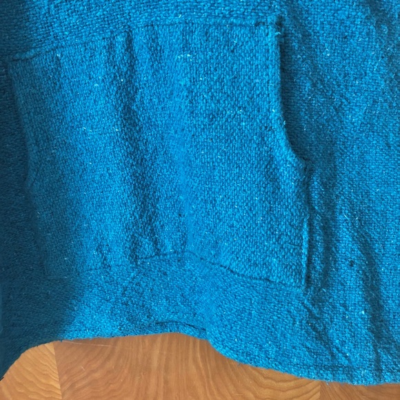 Baja style poncho hoodie with pouch pocket, turquoise, XL - Picture 5 of 9